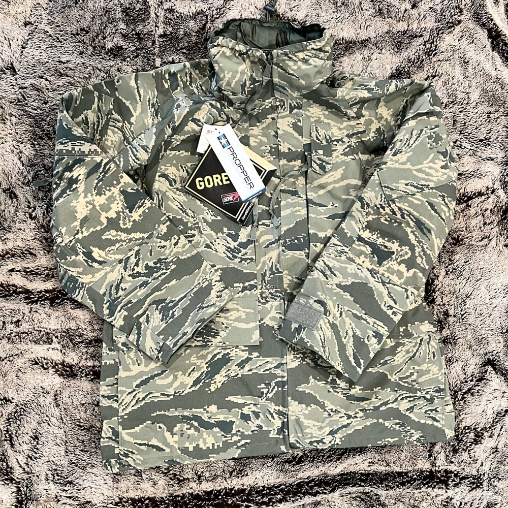 Goretex jacket size L